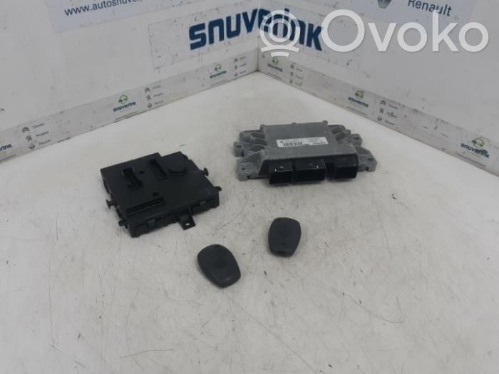 Engine control unit/module   8200774747,00401560,8200700695,8200874481,896618563