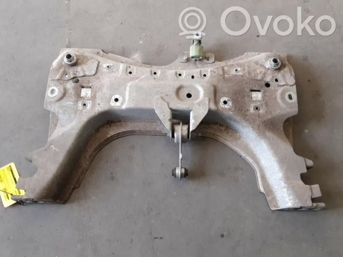 Renault Clio IV Priekinis traversas 
