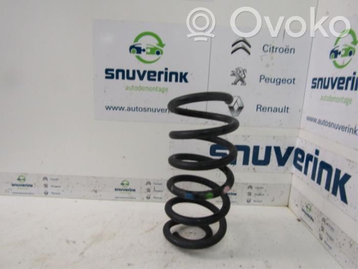 Renault Clio IV Sprężyna tylna 