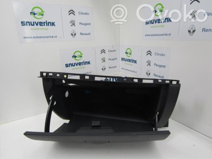 Renault Clio III Juego guantera 