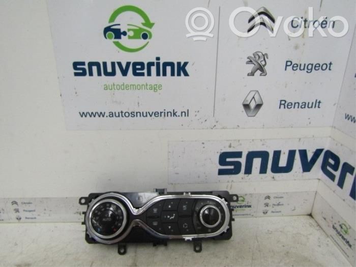 Renault Captur Panel klimatyzacji 