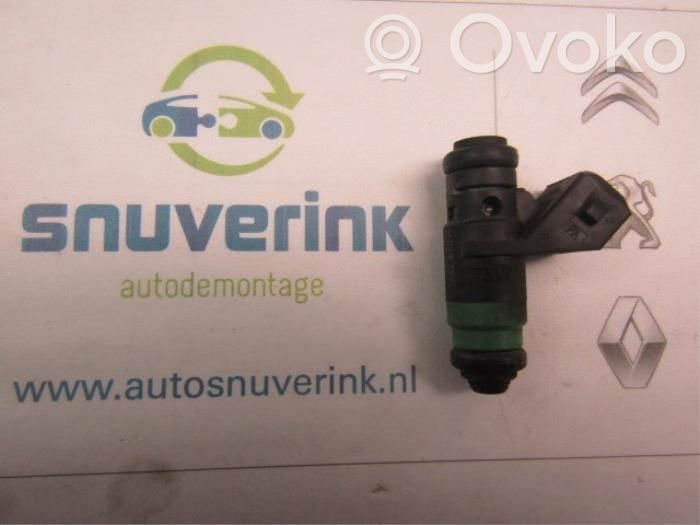 Renault Scenic I Wtryskiwacz paliwa 