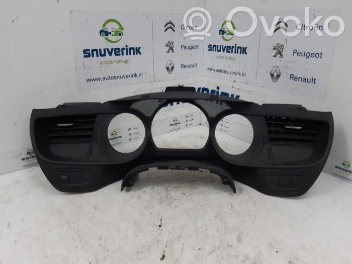 Inny element deski rozdzielczej   8231R5,16069463ZD,16069463ZD