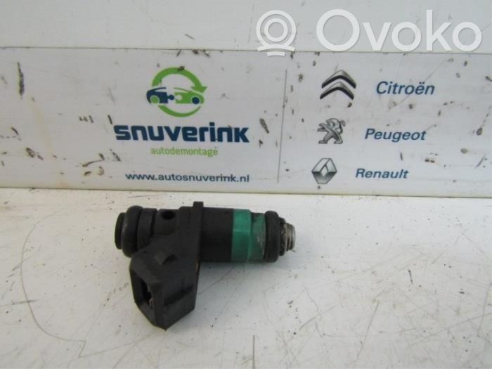 Renault Megane II Wtryskiwacz paliwa 