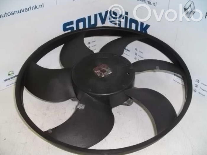Renault Megane II Elektryczny wentylator chłodnicy 
