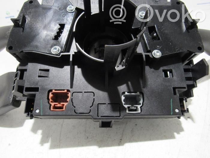 Peugeot 207 Commodo, commande essuie-glace/phare 