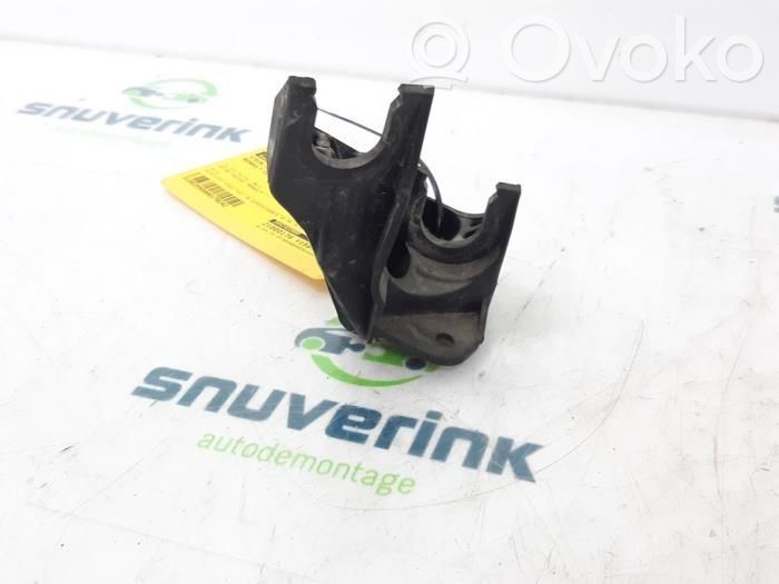 Renault Clio IV Other engine bay part 