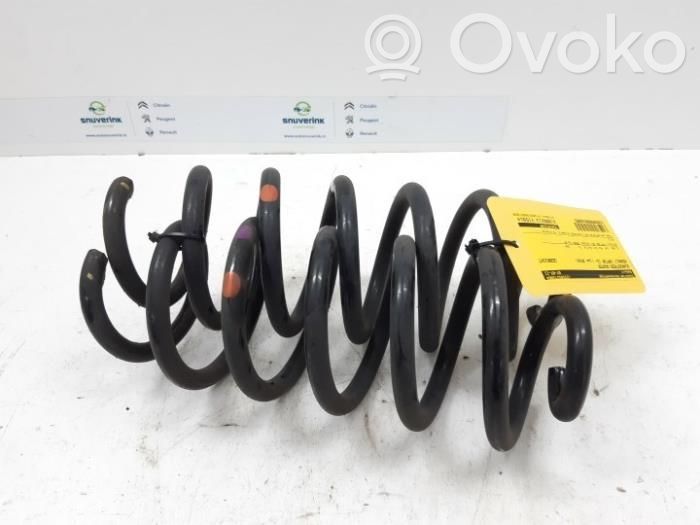 Renault Captur Sprężyna tylna 