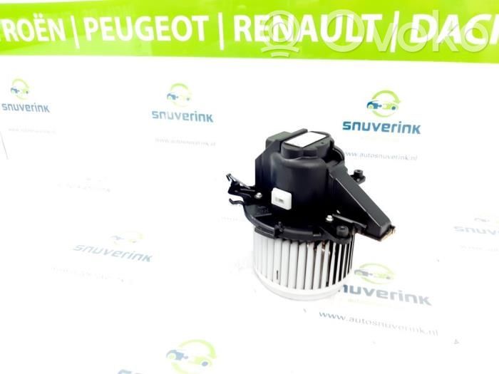 Peugeot Expert Pečiuko ventiliatorius/ putikas 