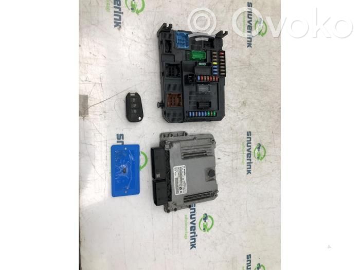 Peugeot 308 Sterownik / Moduł ECU 