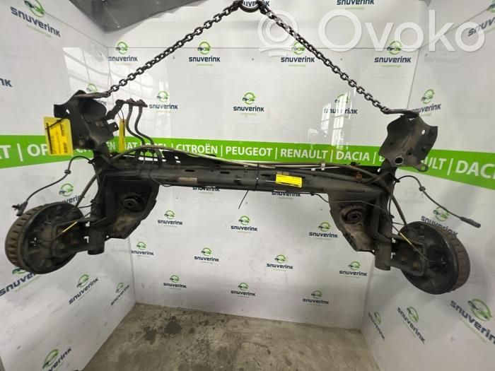 Renault Clio IV Belka osi tylnej 