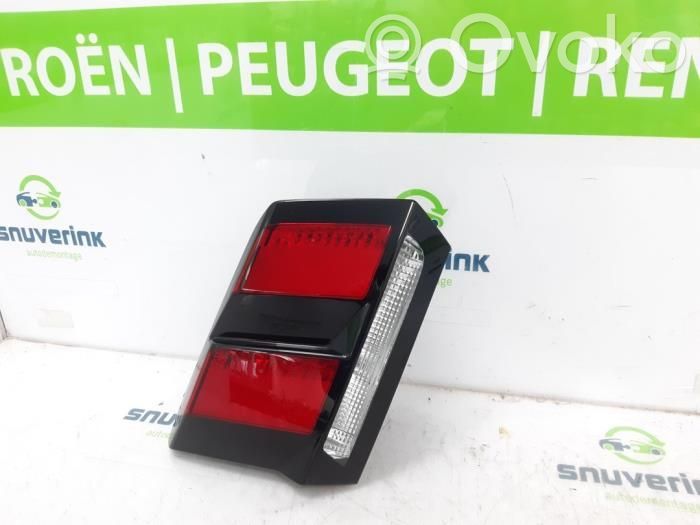 Peugeot 3008 II Lampă spate în caroserie 