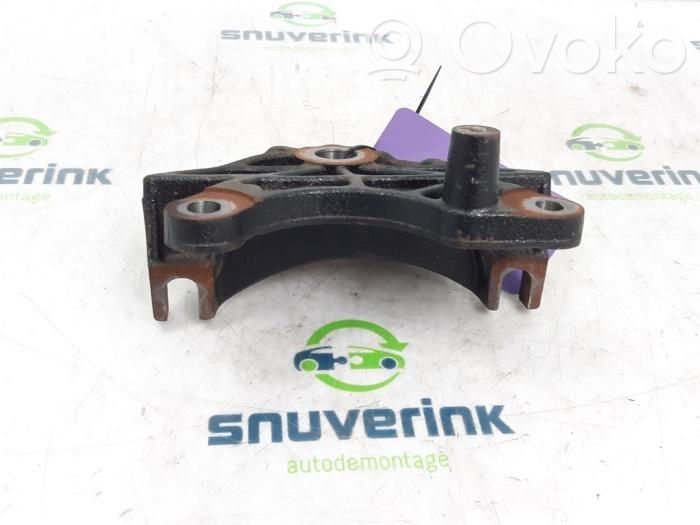 Fiat 500 Engine mount bracket 