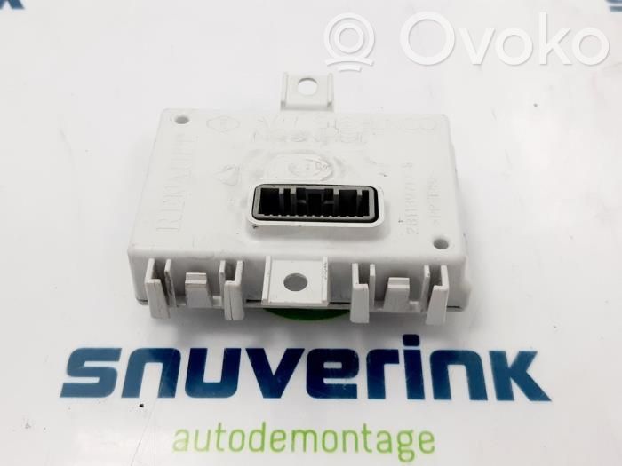 Opel Vivaro Steuergerät GPS Navigation 