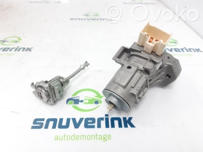 Peugeot 108 Komputer / Sterownik ECU i komplet kluczy 