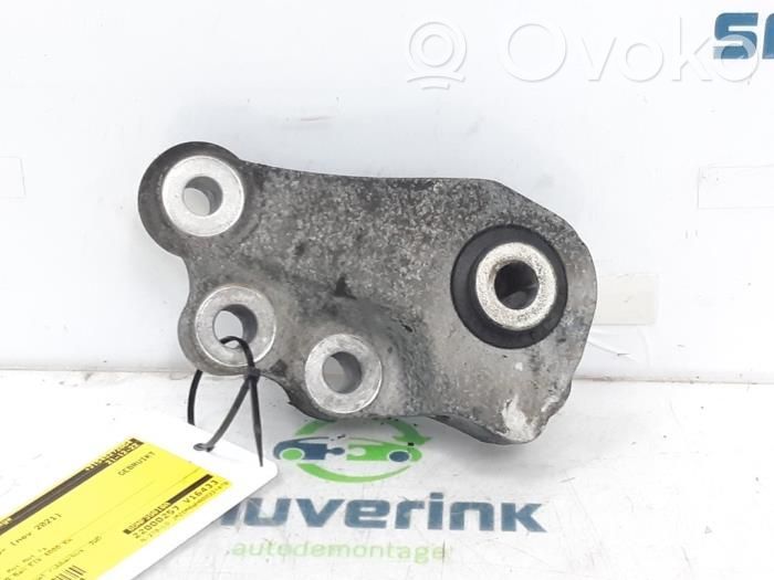 Engine mount bracket   BDNF39010A
