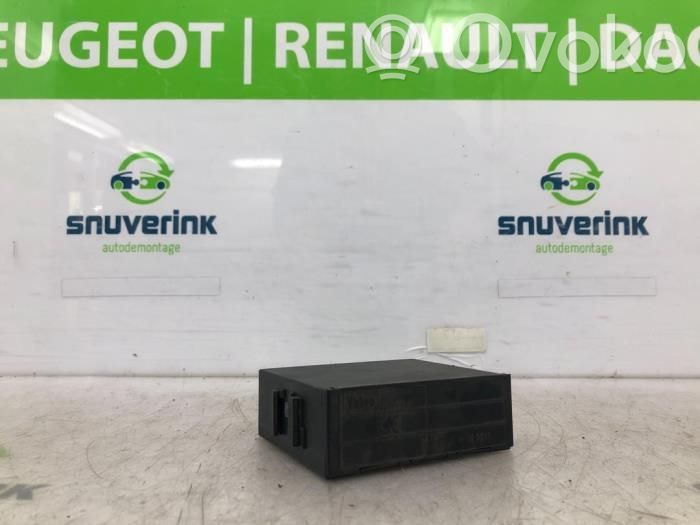 Peugeot 107 Unitate/modul de comandă închidere centralizată 