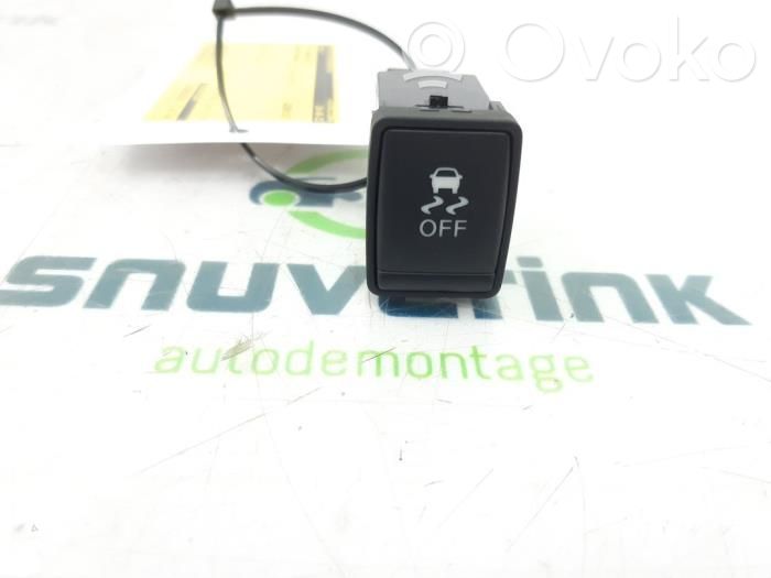 Nissan Qashqai Interruptor ESP (programa de estabilidad) 