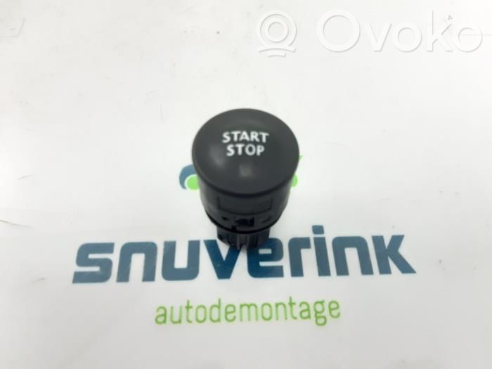 Renault Clio IV Przycisk zapłonu Start / Stop 