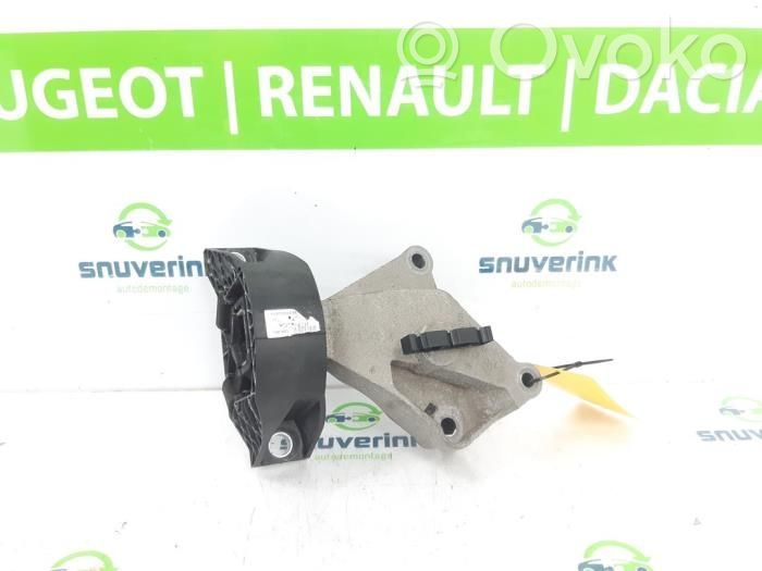 Renault Clio IV Supporto di montaggio del motore 