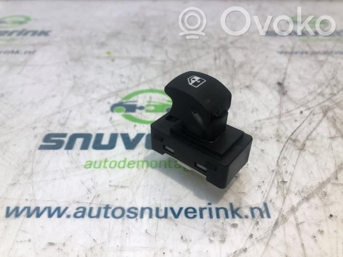 Comutator comandă geamuri electrice   K6BZ31LXHAA