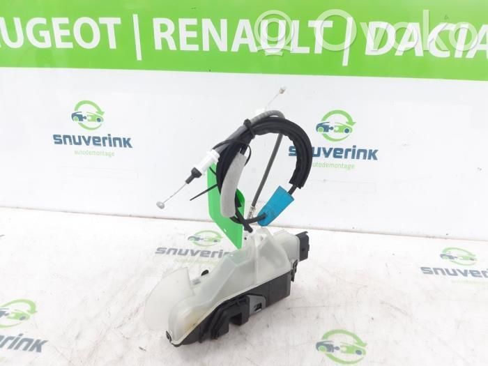 Opel Combo E Cerradura de puerta delantera 