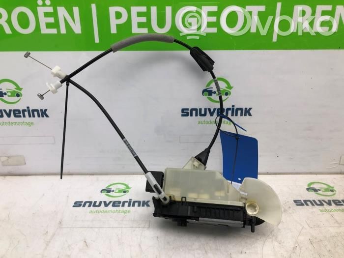 Peugeot 208 I Serratura portiera anteriore 