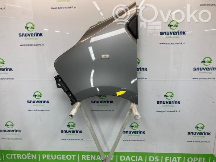 Opel Vivaro Sparnas 