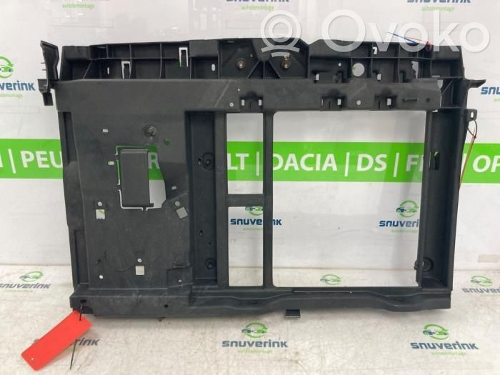 Citroen DS3 Pas przedni 