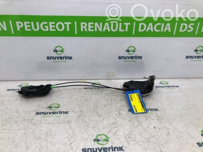 Peugeot 108 Takaoven lukko 