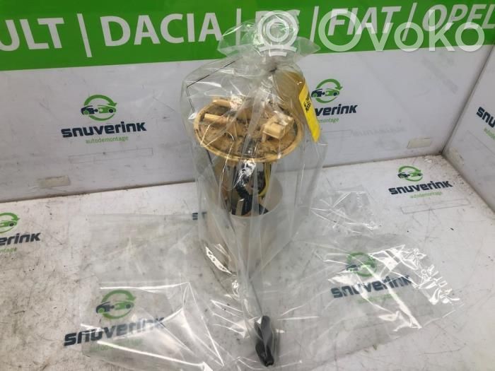 Renault Master III Bomba interna de combustible 