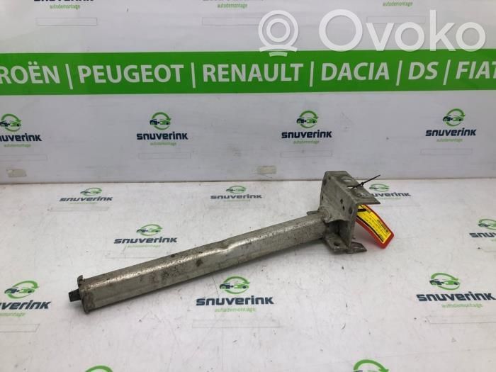 Citroen C4 Grand Picasso Rama pomocnicza przednia 