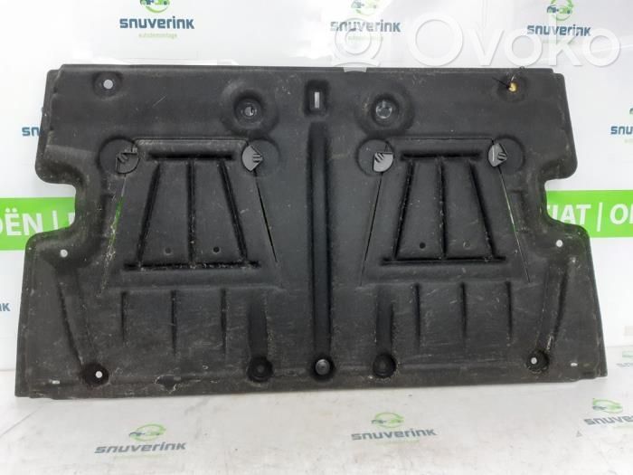 Variklio dugno apsauga   555822010R,748181053R,748181053R