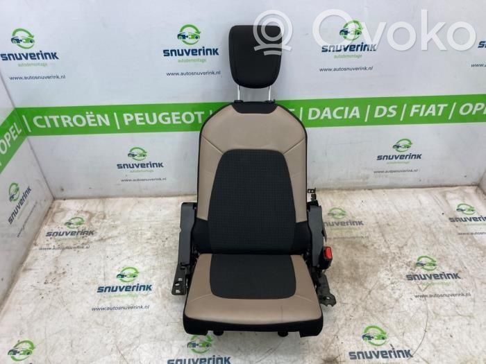 Citroen C4 Grand Picasso Takaistuin
