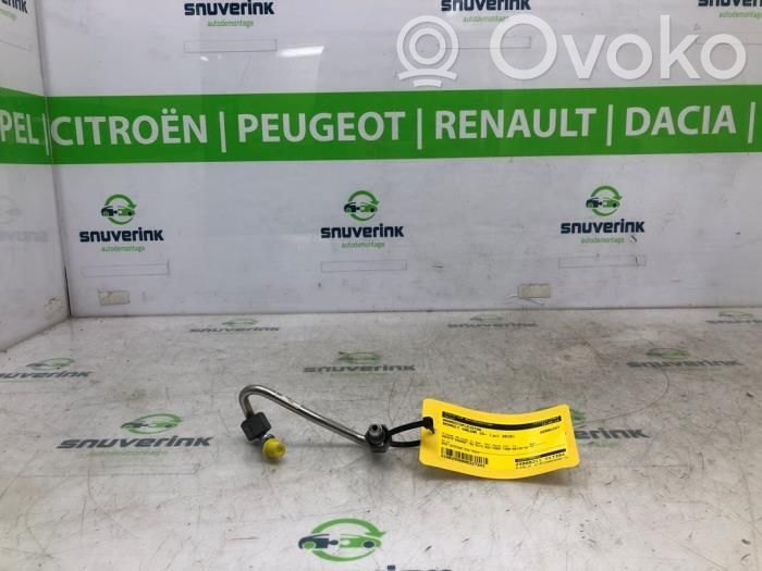 Polttoaineputken letku   2820700032