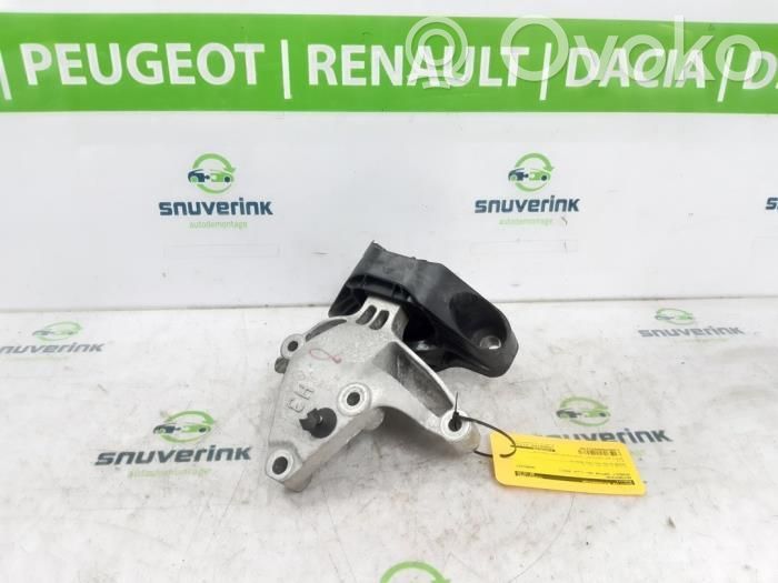 Renault Captur II Engine mount bracket 