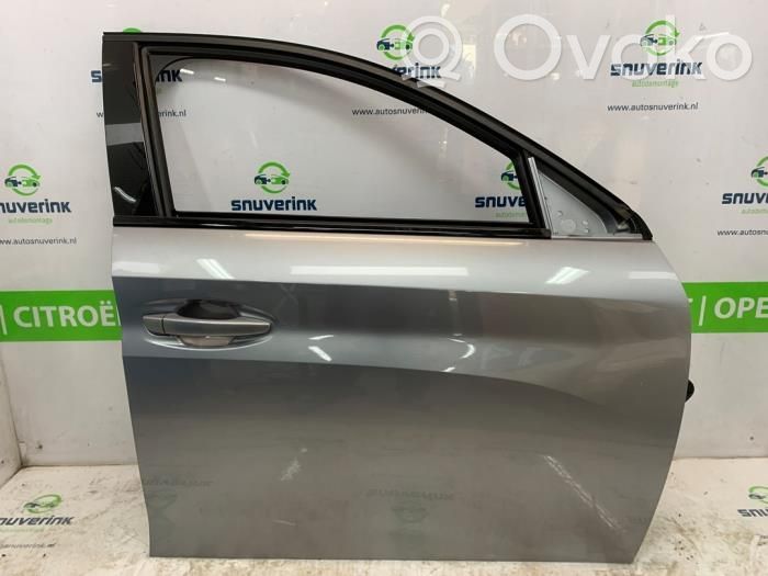 Peugeot 208 II Tür vorne 
