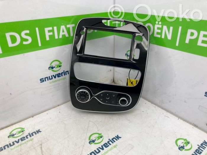 Renault Clio IV Panel klimatyzacji 