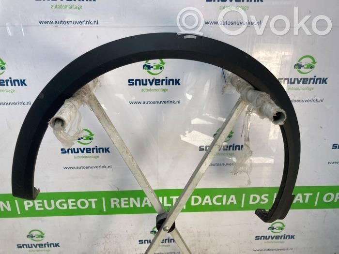 Renault Symbioz Ornament contur aripă față 