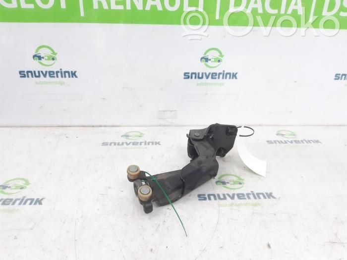 Opel Combo E Liukuoven alempi rullaohjain/sarana 