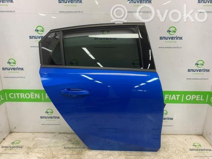 Opel Astra L Puerta trasera 
