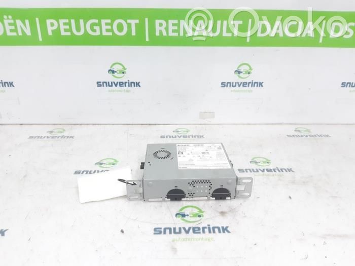 Renault Arkana Unitate principală radio/CD/DVD/GPS 