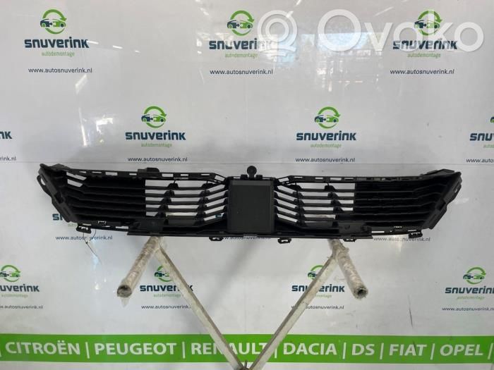 Peugeot 3008 III Maskownica / Grill / Atrapa górna chłodnicy 