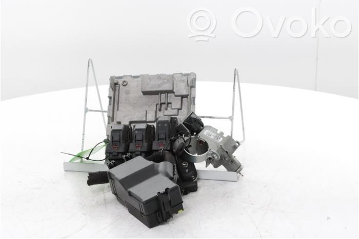 Engine control unit/module   15533697,039045703,12700217,13367497,2LL00027AE