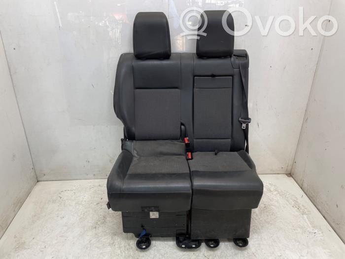 Peugeot Expert Asiendo doble delantero 