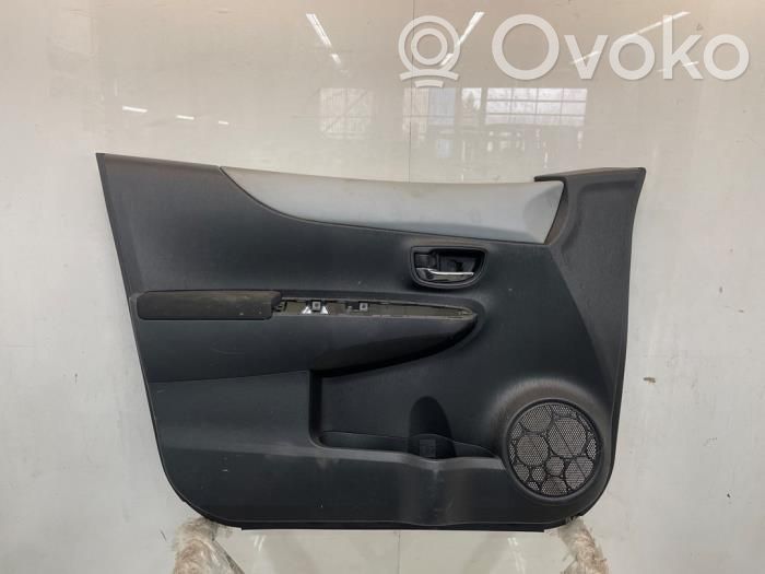 Toyota Yaris Panou tapițerie ușă față 