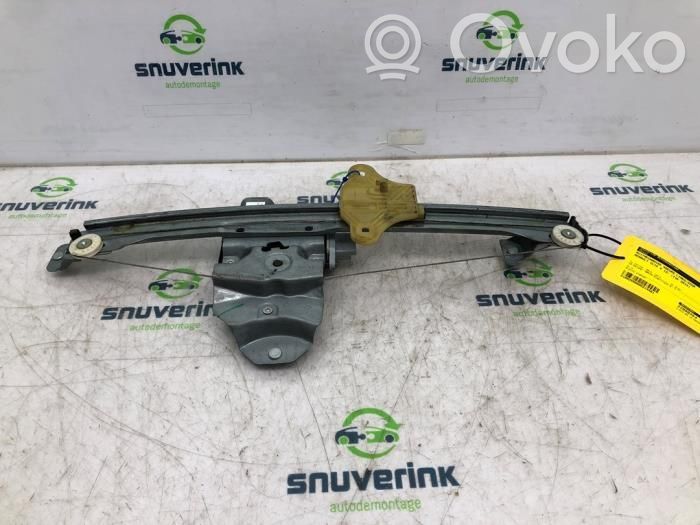 Renault Clio IV Mechanizm podnoszenia szyby przedniej bez silnika 