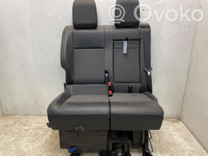 Peugeot Expert Asiendo doble delantero 