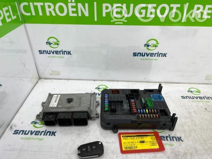 Citroen C4 Cactus Sterownik / Moduł ECU 