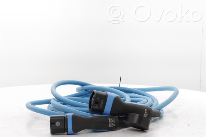 Tesla Model Y Ladekabel für Elektroautos 